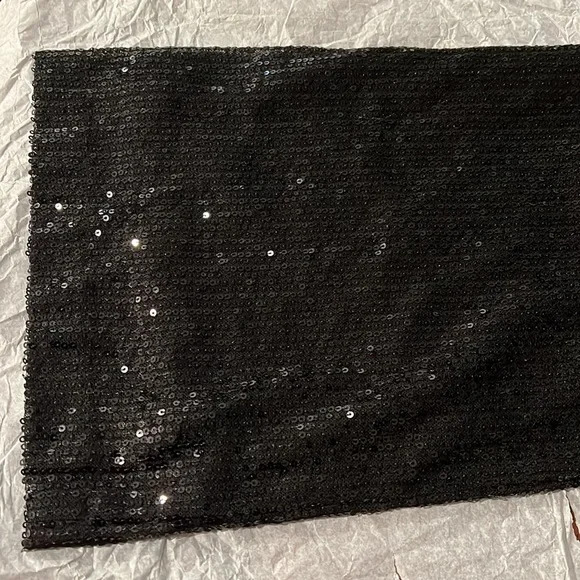 SOLD Black cut-out Cocktail & party sequin embellished tie front jumpsuit Size S - Picture 8 of 9